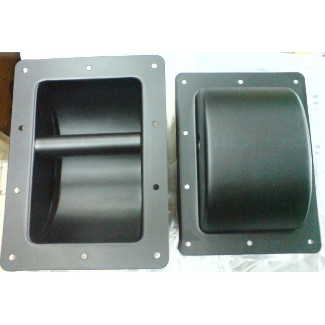 handel besi hitam box speaker KOTAK