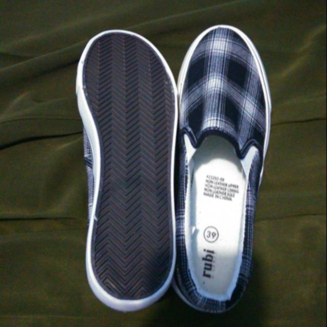 Slip on Rubi