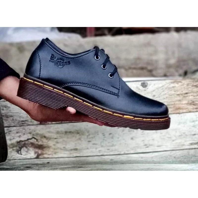 sepatu dokmar pria dan wanita dr martens 3hole /lubang dockmart sepatu low boots formal ukuran 36-43