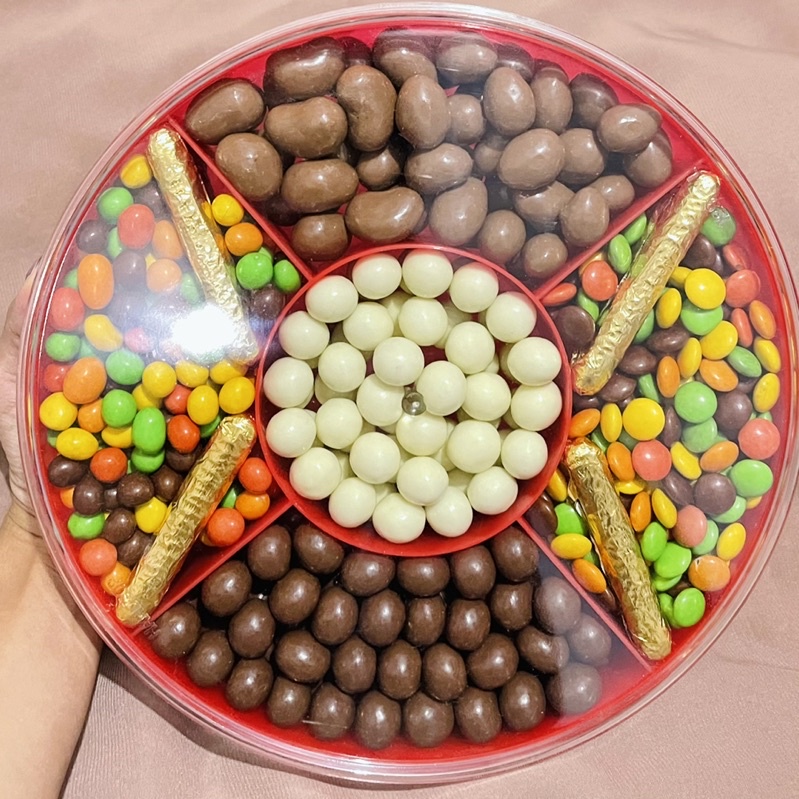 

Candy Tray Mix Chocolate Delfi