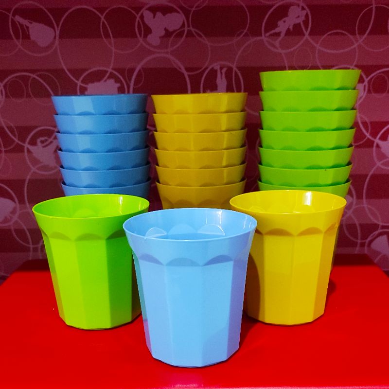 gelas dora warna-warni