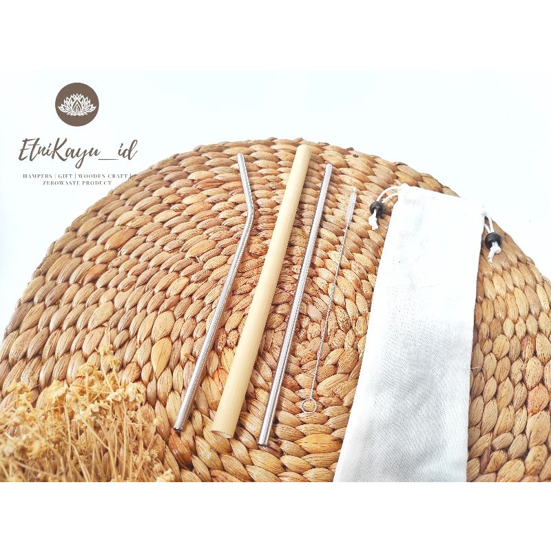 

Sedotan Stainless / Sedotan Bambu / Brush Pembersih / Pouch Sedotan / Hampers Kayu / Hampers Sedotan Stainless