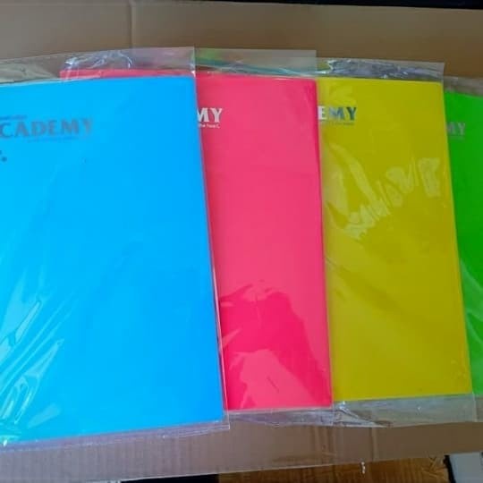 

Dijual Map Binder B5 Academy Joyko Hemat