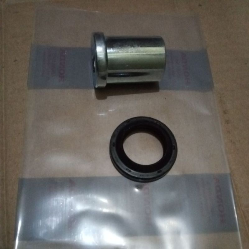 bosh roda +seal depan beat esp scopy esp kanan