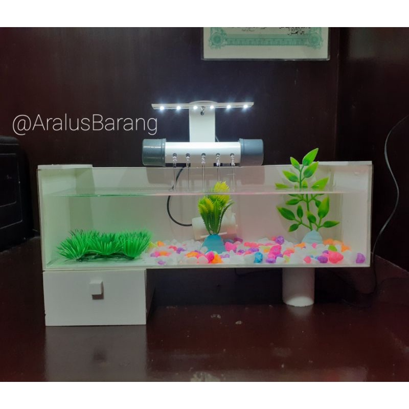 Aquarium Minimalis Fullset Dengan Filter Dan Lampu LED