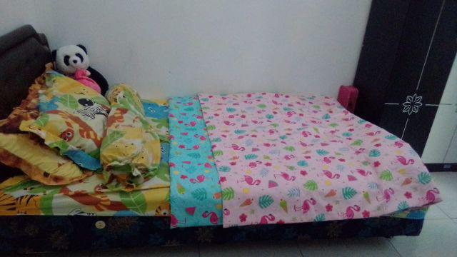 Balmut Besar Kecil / Bantal Selimut - Flamingo Beach - Halus Adem
