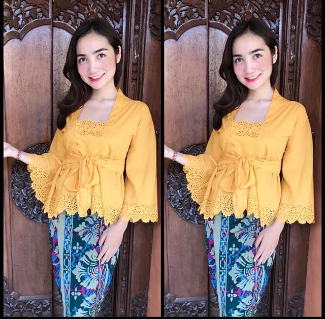 Set kebaya jadi ukir tali