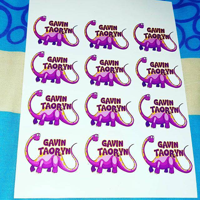 

Stiker nama anak waterproof ,tema dyno