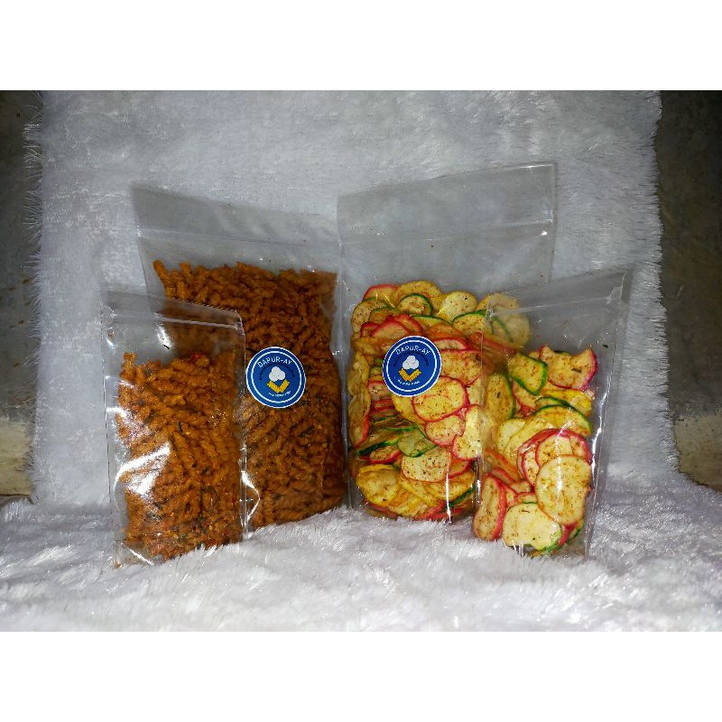 

makaroni seblak / kerupuk seblak / lidi pedas.