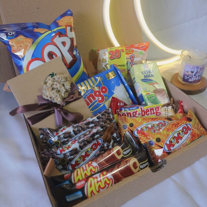 

Box / Hampers Snack Pack A