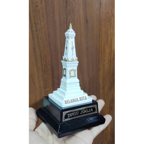 Jual Miniatur Tugu Jogja Tugu Yogyakarta Shopee Indonesia