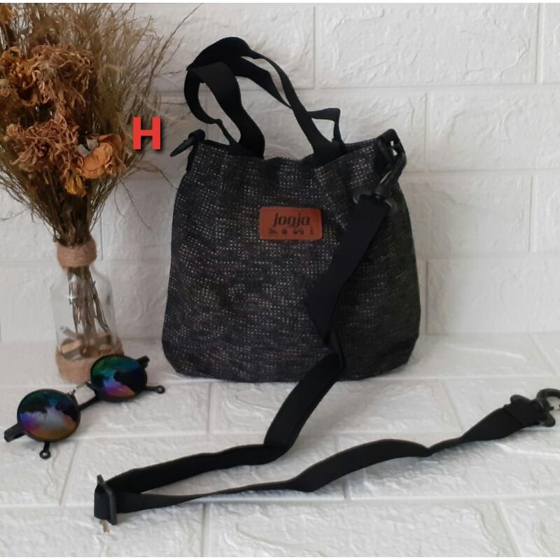Tas Slempang Goni Kecil