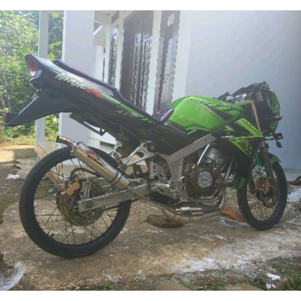 Peninggi Shock Belakang Monoshock Ninja 2 Tak Tipe R Dan SS