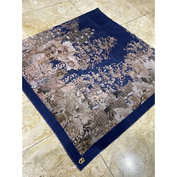 Buttonscarves New York Reborn Collector Royal Blue