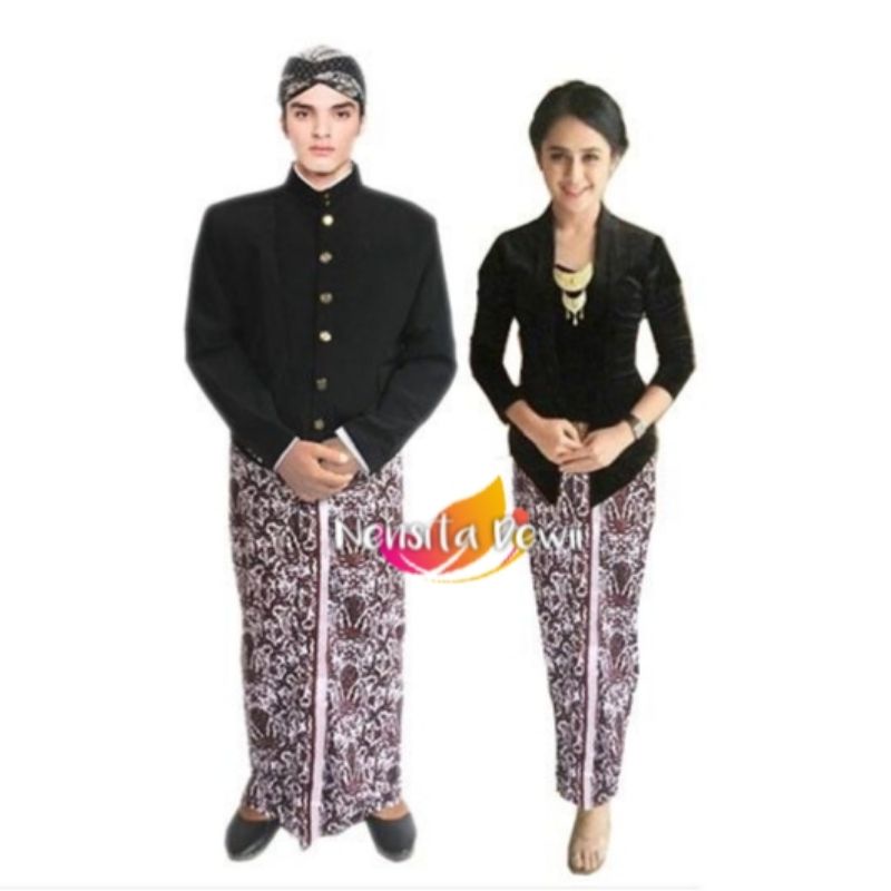 Sepasang Pakaian Adat Jawa - Jogja / Motif Renget Garuda