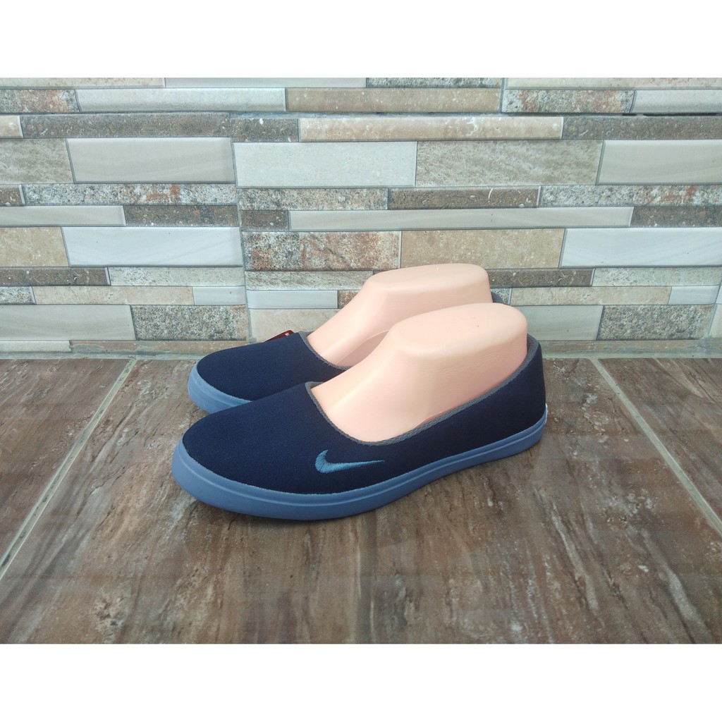 SEPATU WANITA SLIP ON 01 FOXING ABU TERLARIS BERKUALITAS.SEPATU KULIAH KERJA SANTAI SIMPLE DAN UNIK