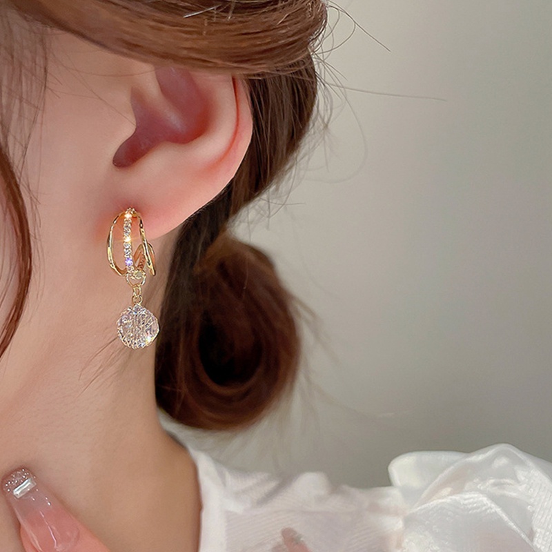 Anting Drop Zircon Bentuk Bulat Warna Emas Gaya Klasik Untuk Wanita