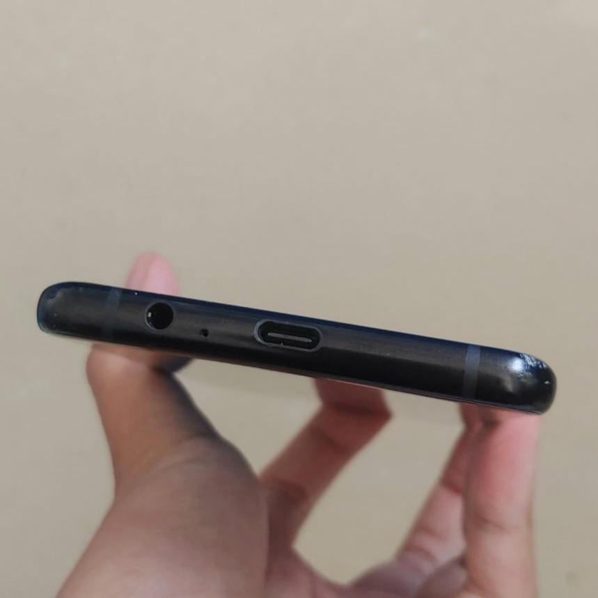 Samsung Galaxy A8 Plus 2018 NFC RAM 6GB ROM 64GB Ex Garansi SEIN-3