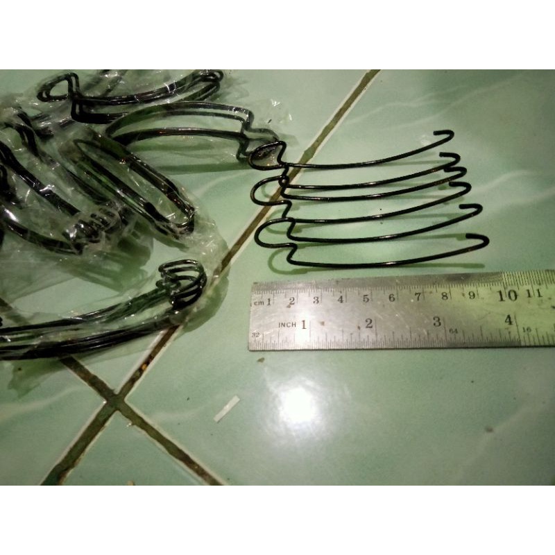 Klem Penjepit Tebok Sangkar Lovebird