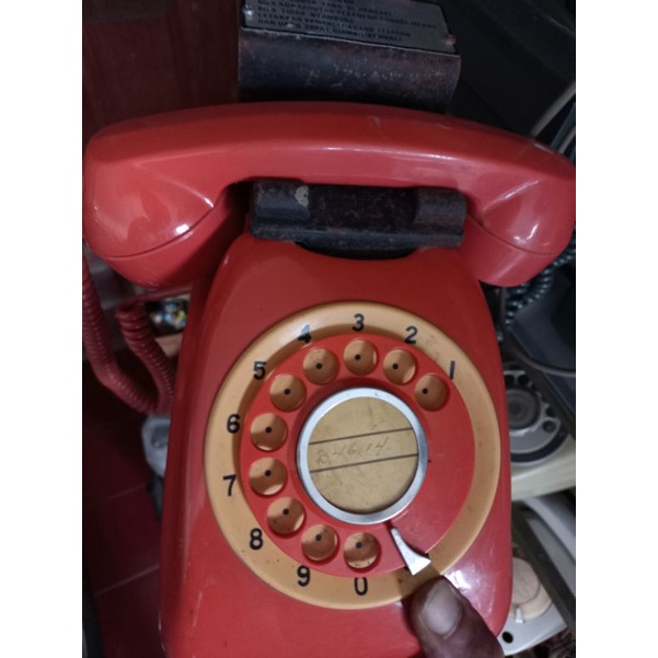 telepon antik telepon vintage warna menarik