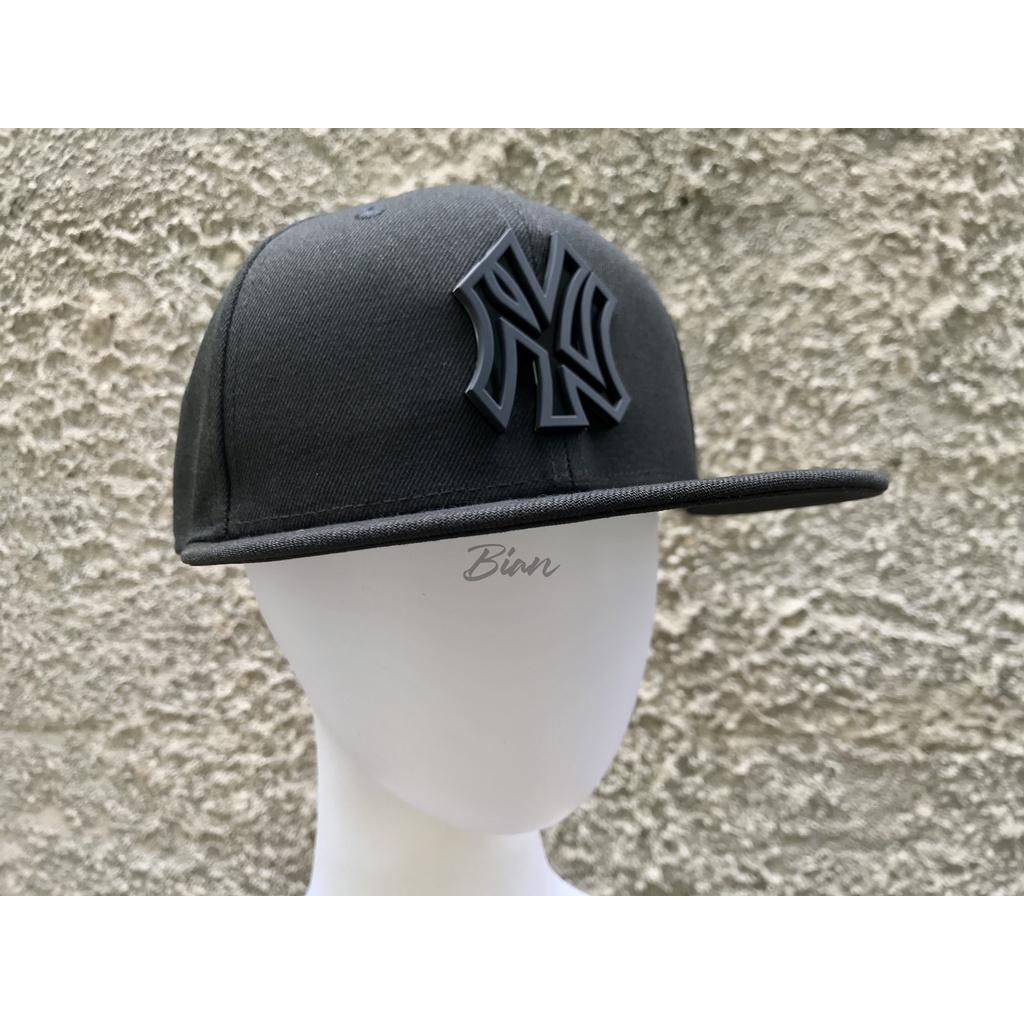 Topi New Era 9Fifty New York Yankees Metal Stack Black Snapback 100% Original Resmi