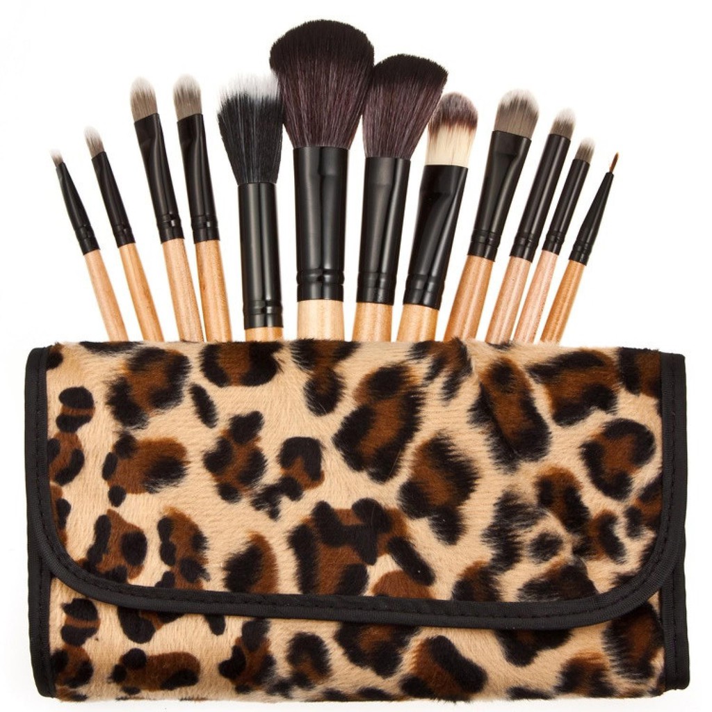 Brush Make Up Kosmetik 12 Set dengan Sarung Leopard