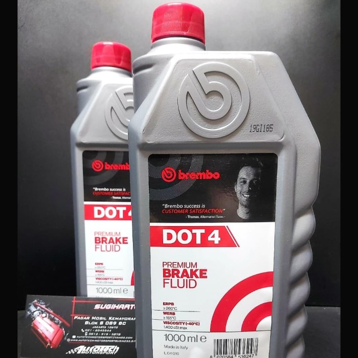 MINYAK OLI REM DOT 4 BRAKE FLUID DOT 4 BREMBO 1 LITER