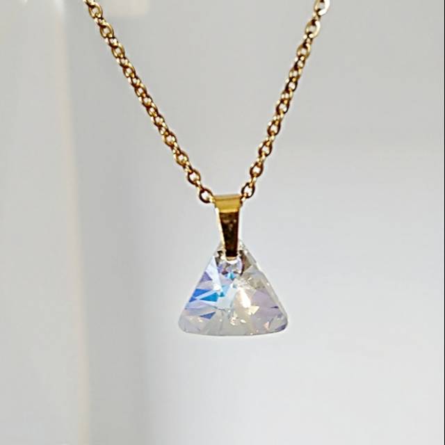 Kalung Titanium Swarovski ORI Segitiga 12mm DF121