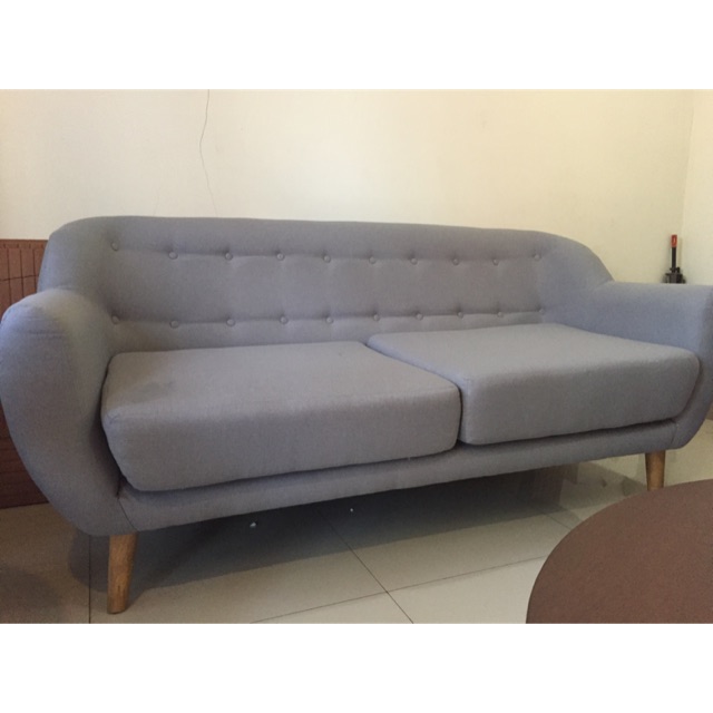  Jual Sofa Bekas Apartemen  SOFAKUTA