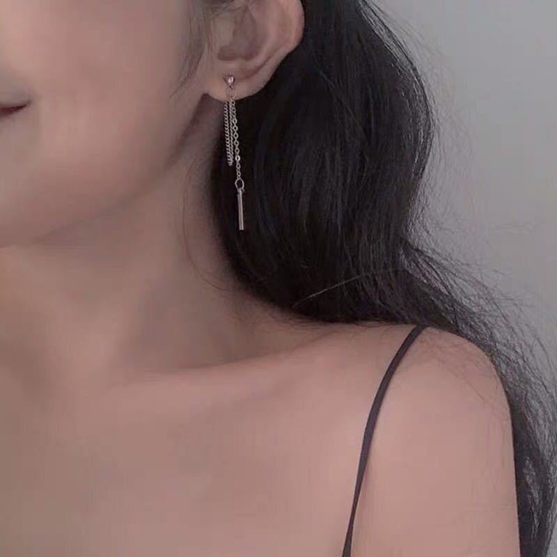 Magic789 Anting Gantung Rantai Rumbai Panjang Trendy Warna Silver Untuk Wanita