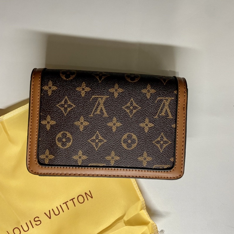 LOUIS VUITTON LV TREASURE GOLD PURSE / LV CLUTCH / SLINGBAG / TAS SELEMPANG LV / DOMPET LV