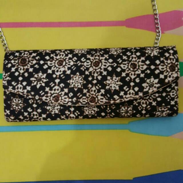 Tas pesta batik cokelat Mirota