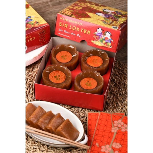 

Kue Keranjang/Dodol/Kue Bakul Sin Lok Yen Isi 4pcs