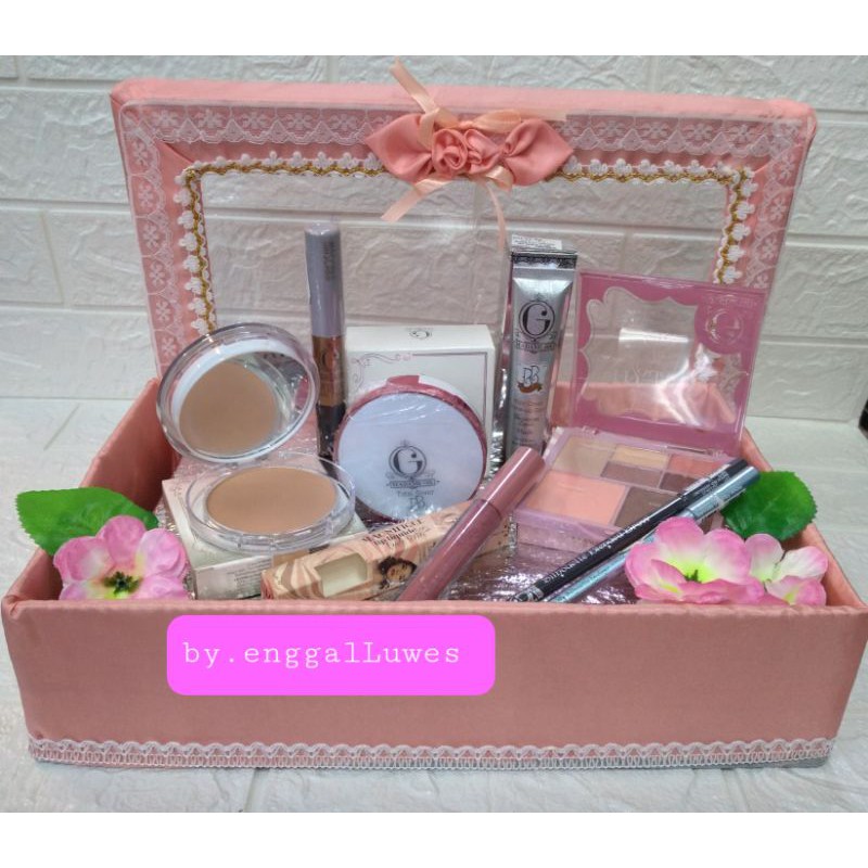 Paket hantaran madame gie B 8item/paket seserahan madamegie/paket makeup madame gie