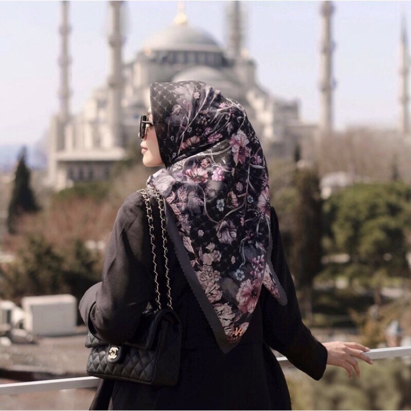 Nirwana scarf Vanilla hijab