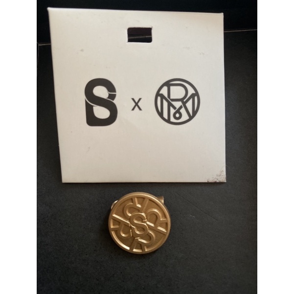 Buttonscarves Xanadu Brooch - Ria Miranda (brooch only)