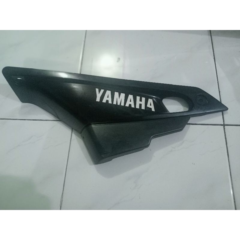 Cover Tutup Aki Accu Tepong Kiri Yamaha Sigma Original Asli
