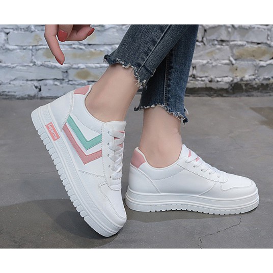 Sepatu Sneakers Wanita Sport Shoes Candy AMC 54-6