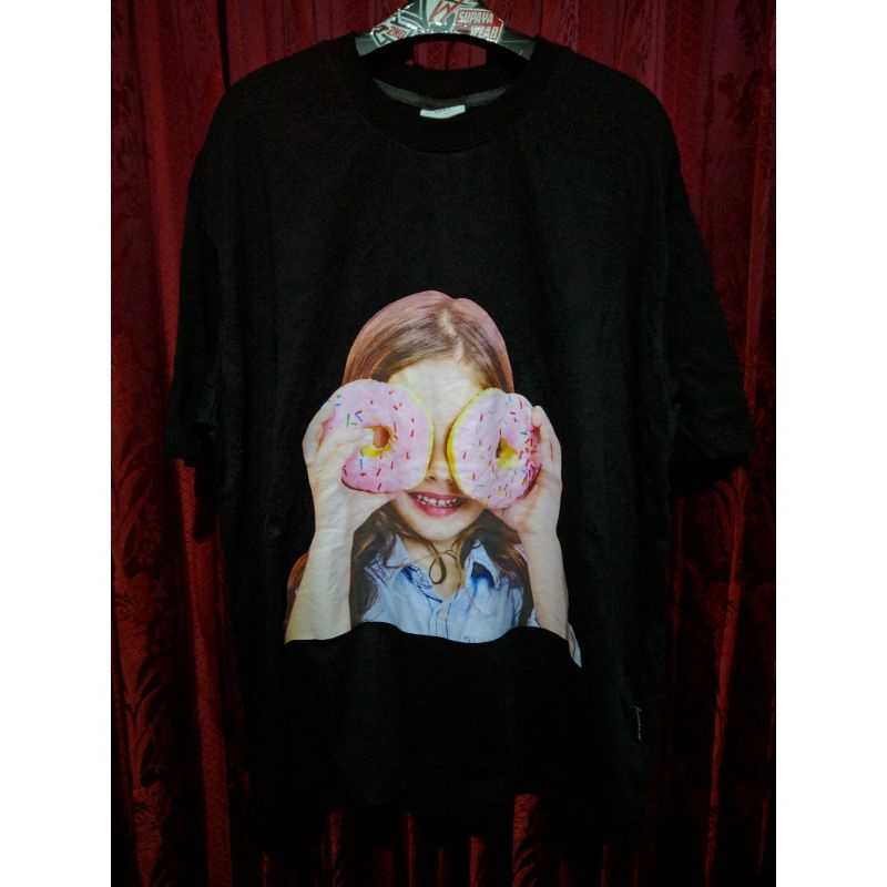 ADLV Baby Face acme de la vie kaos t-shirt preloved oversize Donut 3 (black)