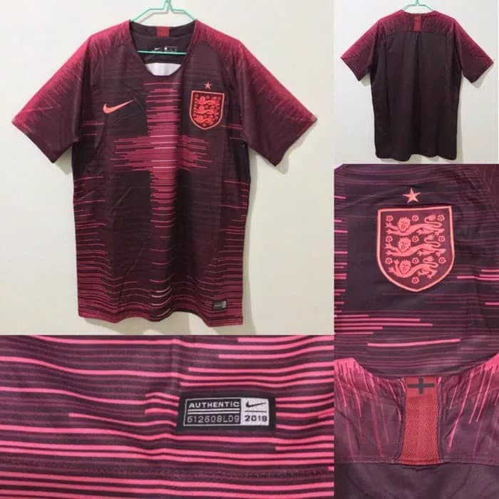 JERSEY BOLA INGGRIS TRAINING PREMATCH RED 2018/2019 GRADE ORI