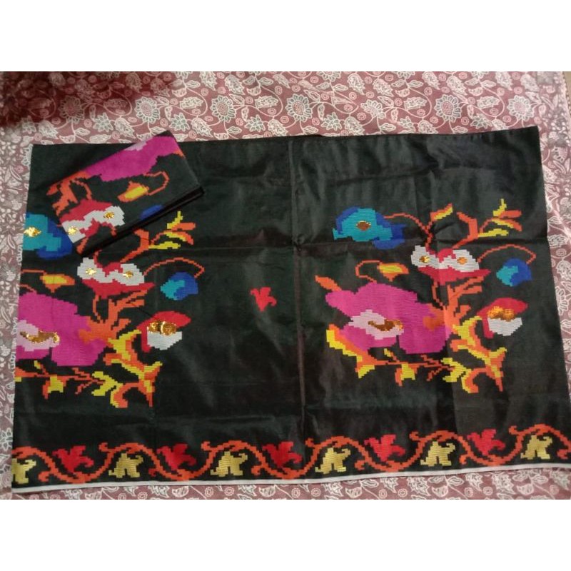 sarung Sutra lagosi