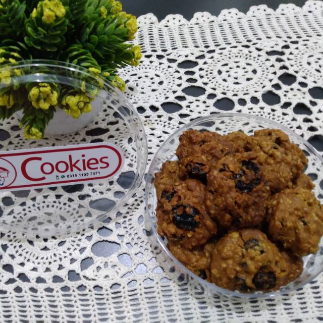 

Kue Kering Havermut Kismis