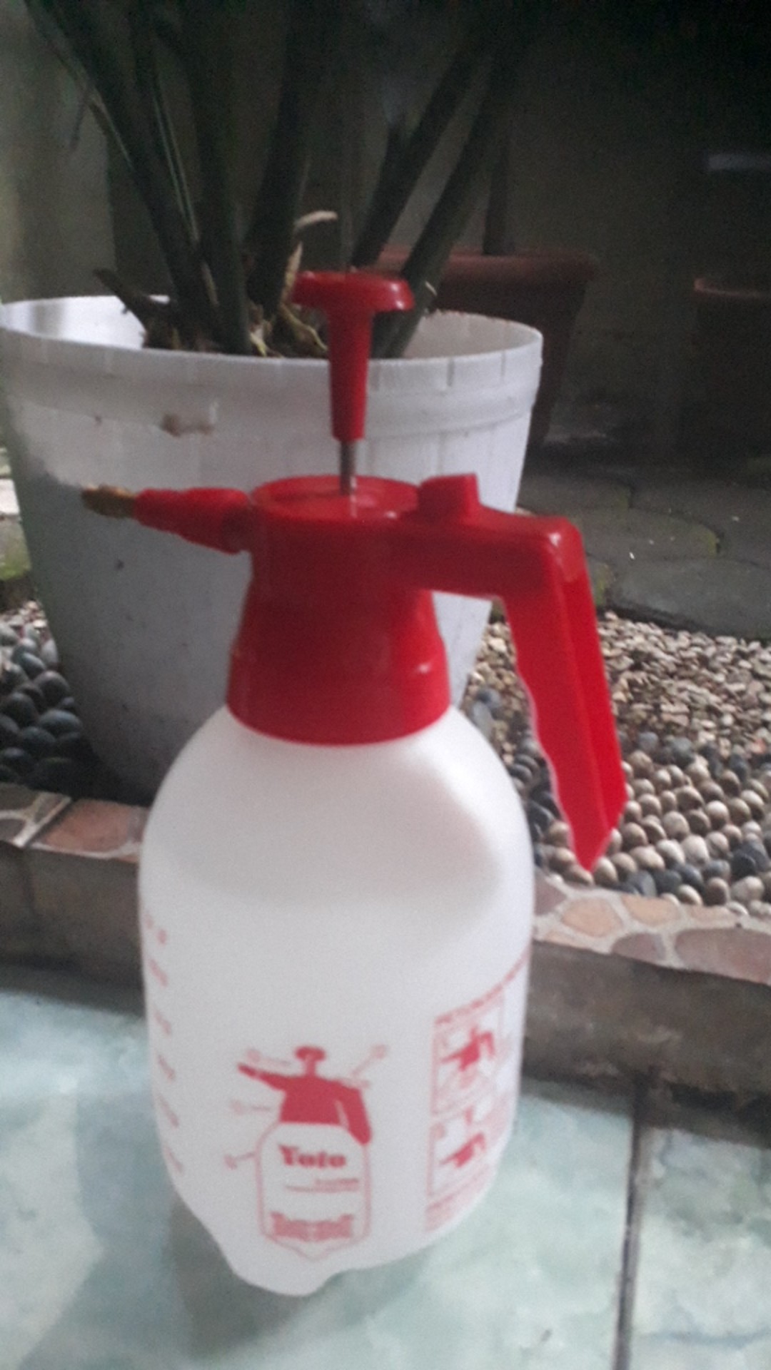 Botol Sprayer Yoto 2 Liter 2 L  / Sprayer Tanaman Hama /  Kyokan / Top Gun /