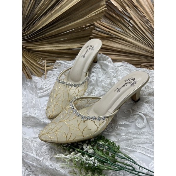 sepatu pesta wanita gold asesoris cantik 5cm lancip