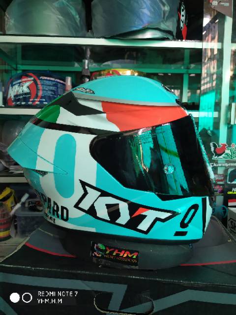 Helm KYT TT Course all varian