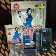 VCD&KASET PITA ORIGINAL PAKET HEMAT MENDADAK DANGDUT HITS JABLAI