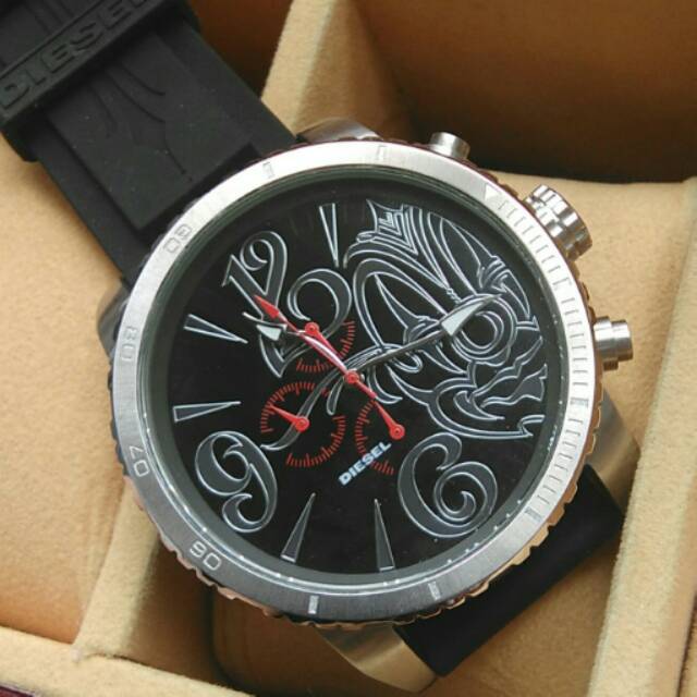 Jam tangan diesel