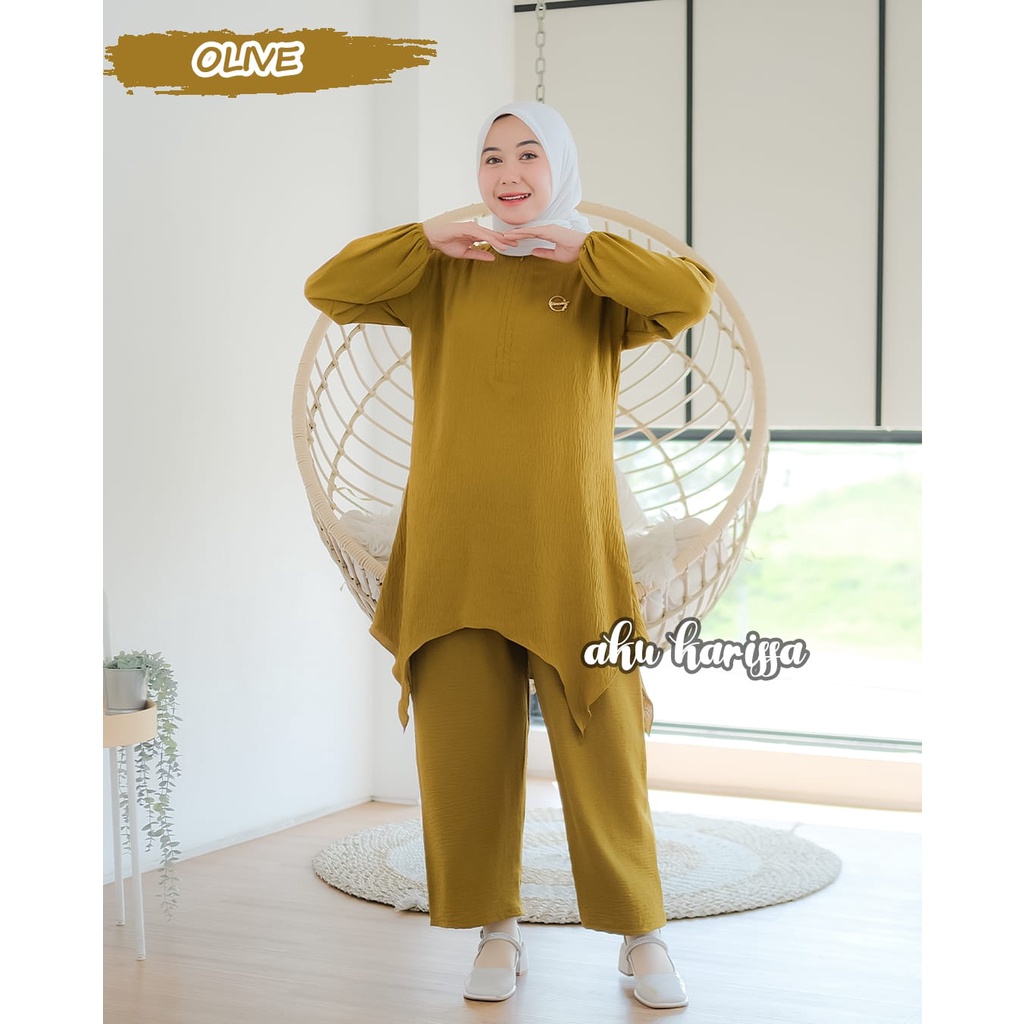 ONE SET HOODIE SETELAN OLGA SPORT OLAHRAGA TAZKIYA CLARA KLARITA CRINGKEL PREMIUM AKU KARISSA CUTTING CURVE SETELAN CELANA TERBARU TRENDY MODIS Busui Kuliah kerja