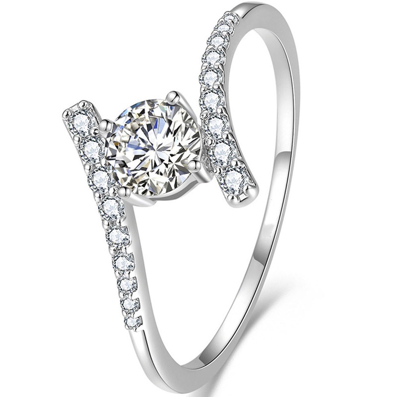 Cincin Sterling Silver 925 Dengan Moissanite Untuk Wanita