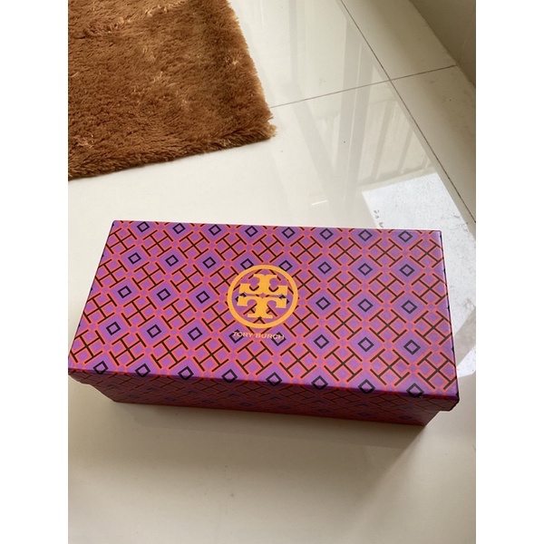 Preloved flatshoes tory burch